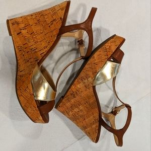 Guess Gold/Tan Cork Platform Wedge